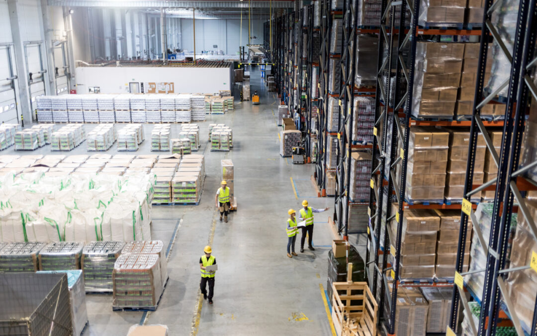 Jak zwiększyć powierzchnię magazynu bez rozbudowy budynku? Praktyczne sposoby na optymalizację przestrzeni